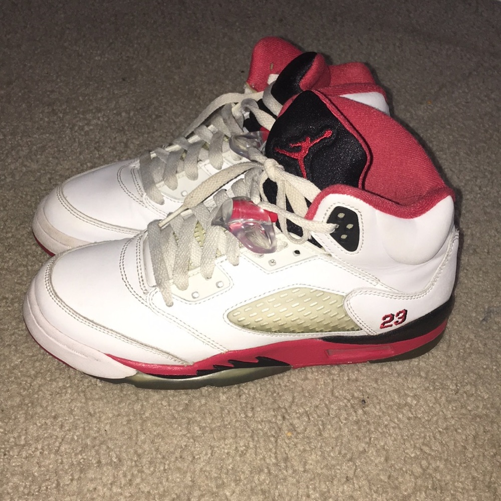 Jordan’s shoes size 5Y